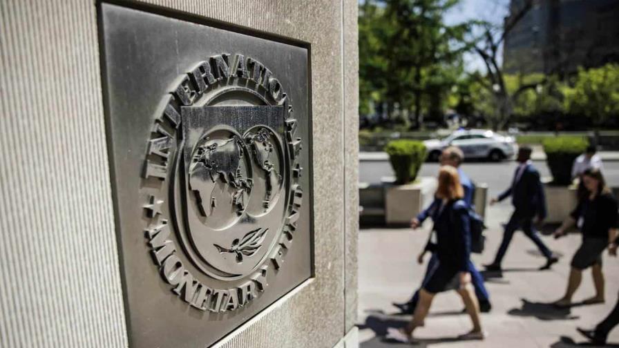 El FMI estima que la producción caerá un 0.5 % por las tensiones globales El FMI estima que la producción caerá un 0.5 % por las tensiones globales