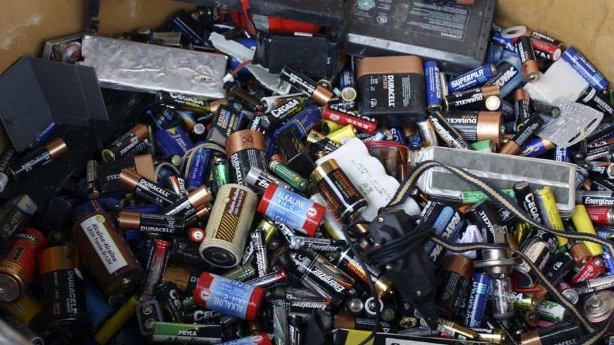 Los desechos electrónicos que van a la basura equivalen al peso de 24,000 grandes aviones Los desechos electrónicos que van a la basura equivalen al peso de 24,000 grandes aviones