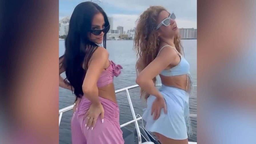 Natti Natasha celebra un sueño cumplido junto a Shakira: Te amamos con locura