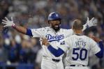 Teoscar Hernández se queda con los Dodgers al firmar por tres años y US$66 millones
