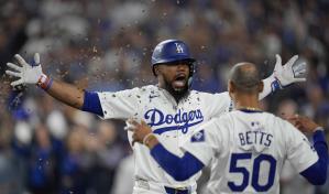 Teoscar Hernández se queda con los Dodgers al firmar por tres años y US$66 millones