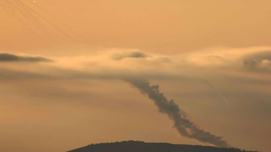 Hizbulá se atribuye el lanzamiento de 50 cohetes desde el Líbano hacia el norte de Israel