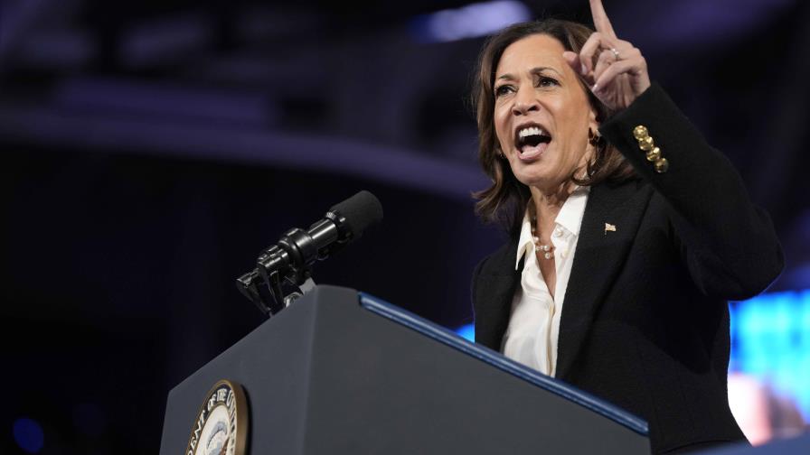 Harris corteja a los hombres afroamericanos con la promesa de legalizar la marihuana