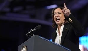 Harris anuncia plan para brindar a hombres negros mayores oportunidades económicas