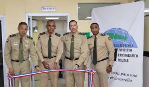 Coopinfa dona equipos tecnológicos y mobiliarios al Instituto Cartográfico Militar