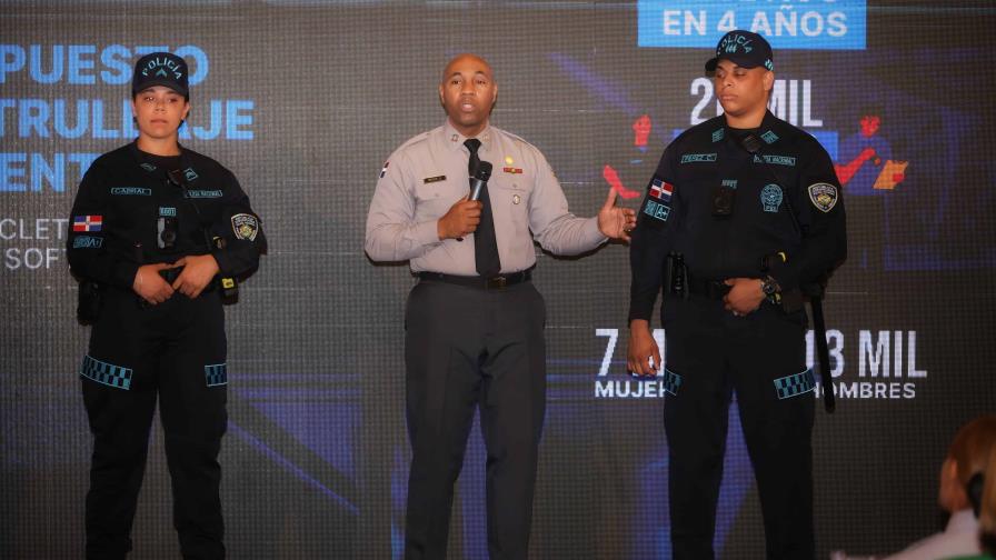 Así serán los nuevos uniformes de la Policía: con código QR y cámara para grabar todo