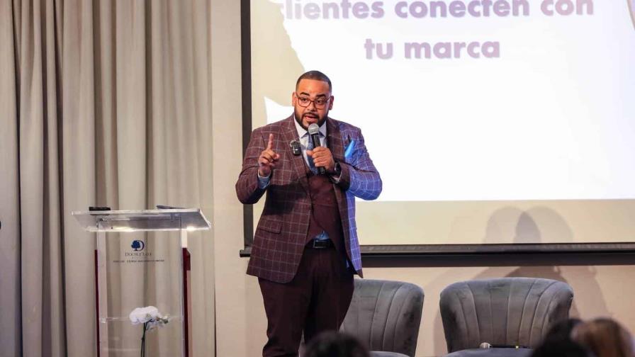 Julio Herrera sigue impulsando la comunidad latina en EEUU