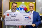 Leidsa entrega 25 millones a impresor ganador del Súper Kino TV Leidsa entrega 25 millones a impresor ganador del Súper Kino TV