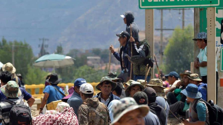 Seguidores de Morales aíslan el centro de Bolivia para evitar su arresto