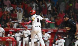 Junior Lake decide con jonrón ante el Licey y el Escogido de Pujols abre con victoria