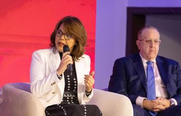 Mercedes Carrasco: si se atiende la evasión y el déficit eléctrico no se necesita reforma fiscal