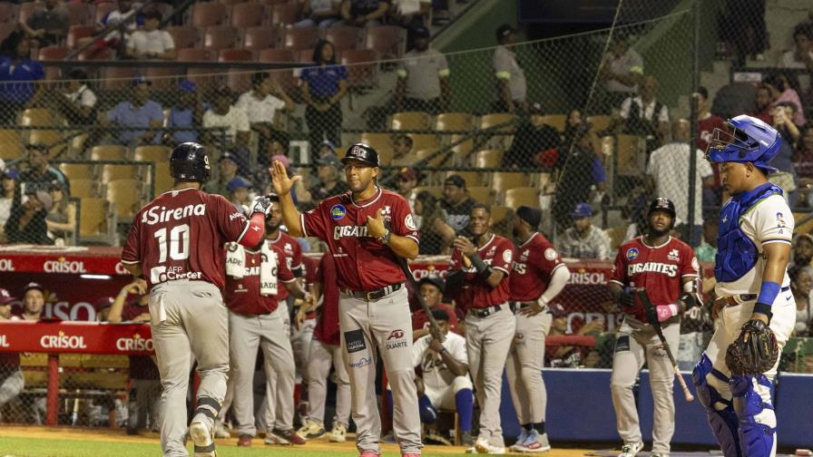 Los Gigantes se estrenan y mandan al Licey al sótano