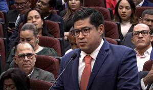 Subir los impuestos al ahorro impactaría las tasas de interés, plantean banqueros en vistas públicas