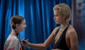 "Smile 2", el terror detrás de una sonrisa, entre los estrenos de cine de esta semana