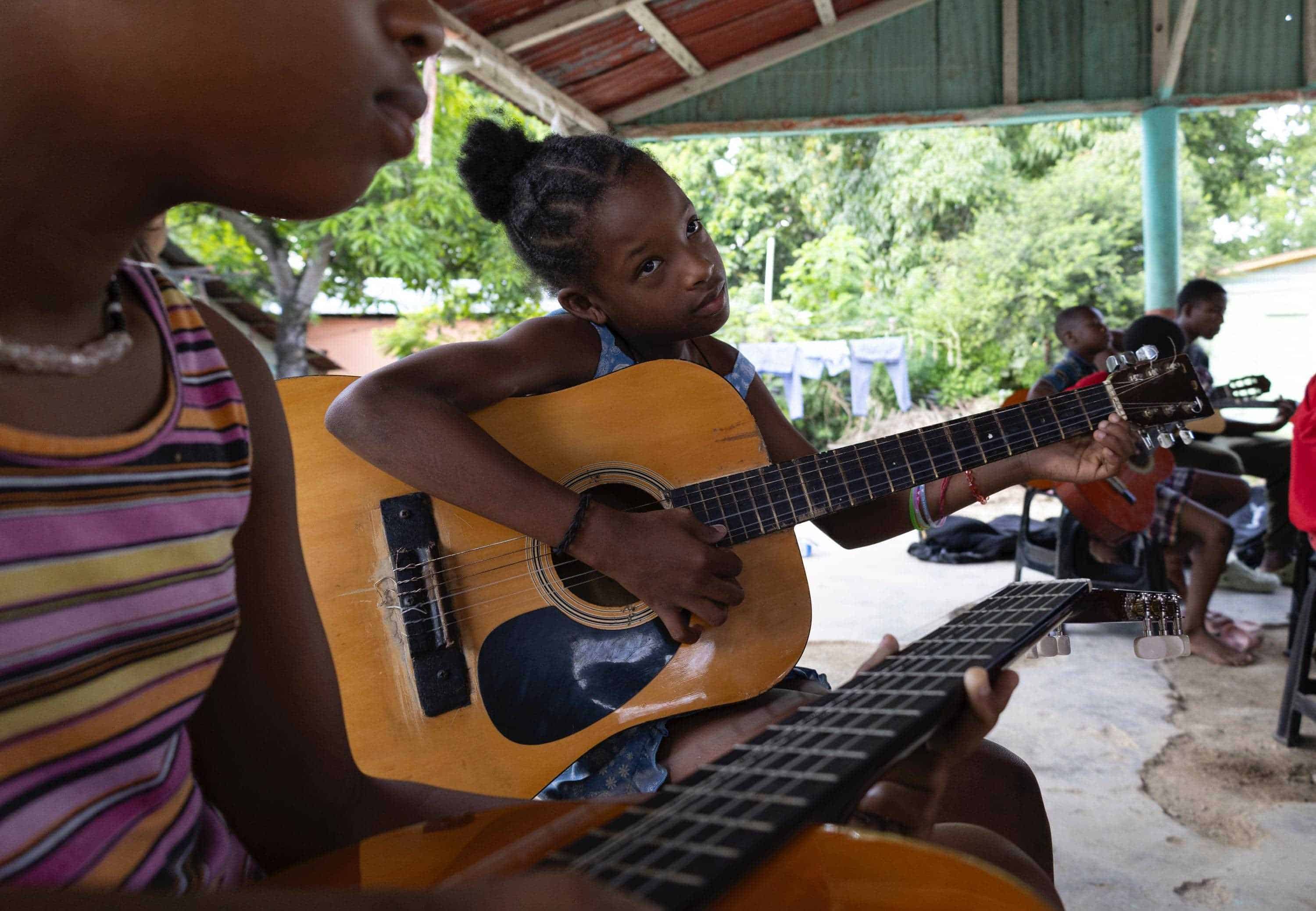 Clases de música en Mata de los Indios, Villa Mella.