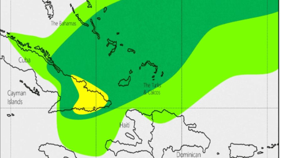 La tormenta Oscar se convierte en un huracán de categoría 1 en el Atlántico