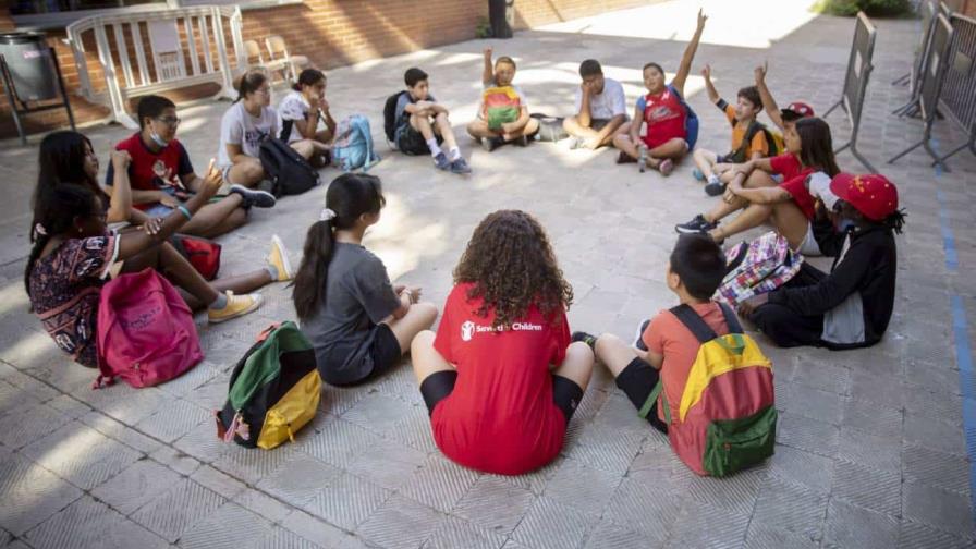 Save the Children pide poner a los niños en el centro de la agenda ambiental y climática