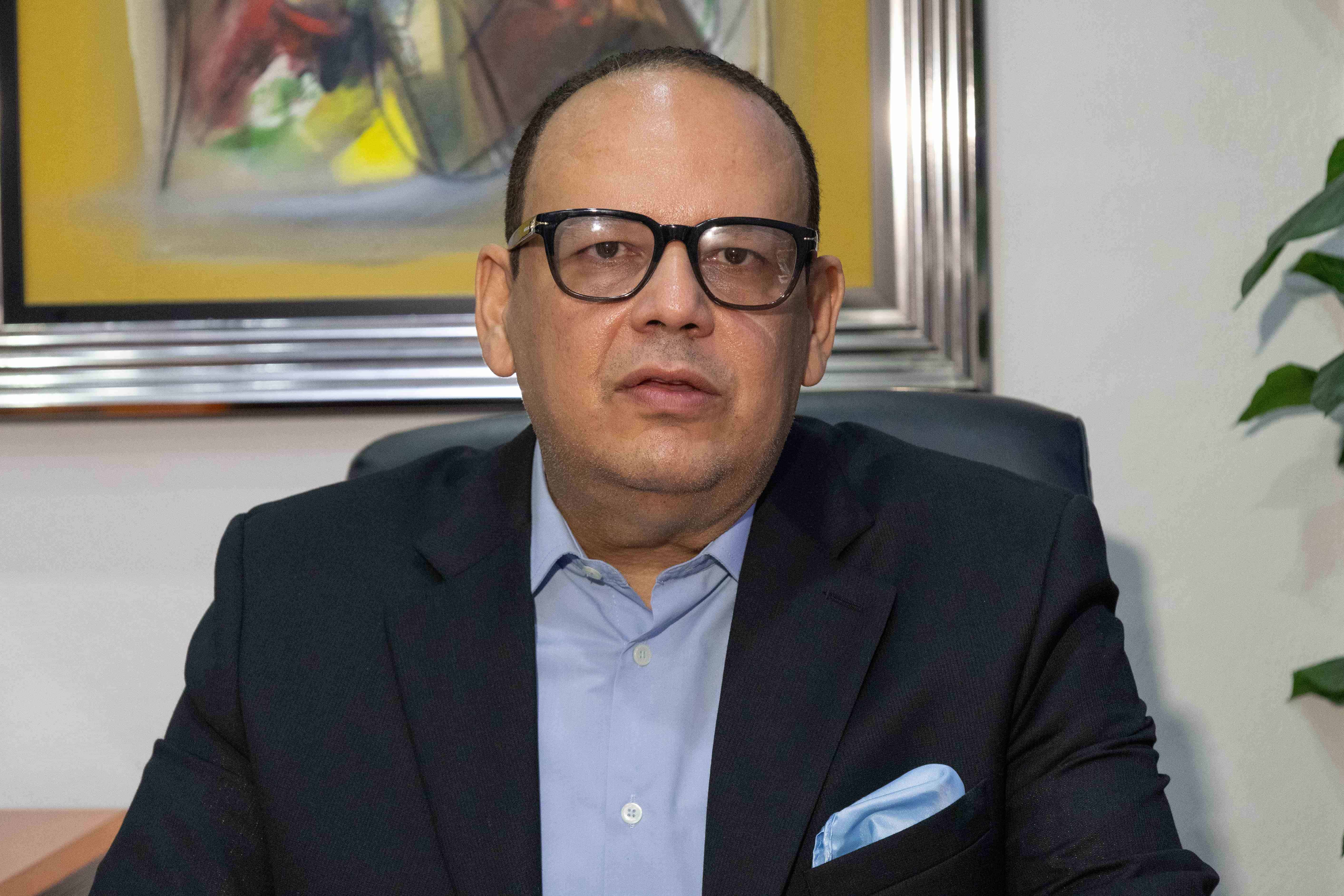 <div><strong>Trajano Vidal Portentini</strong></div><div><strong><br></strong></div><div><i>Presidente del Colegio de Abogados de la República Dominicana (CARD)</i></div><div><i><br></i></div><br>"La democracia ha prevalecido, pues el presidente ha respondido a los reclamos del pueblo, optando por el diálogo y la cooperación con todos los sectores de la sociedad"