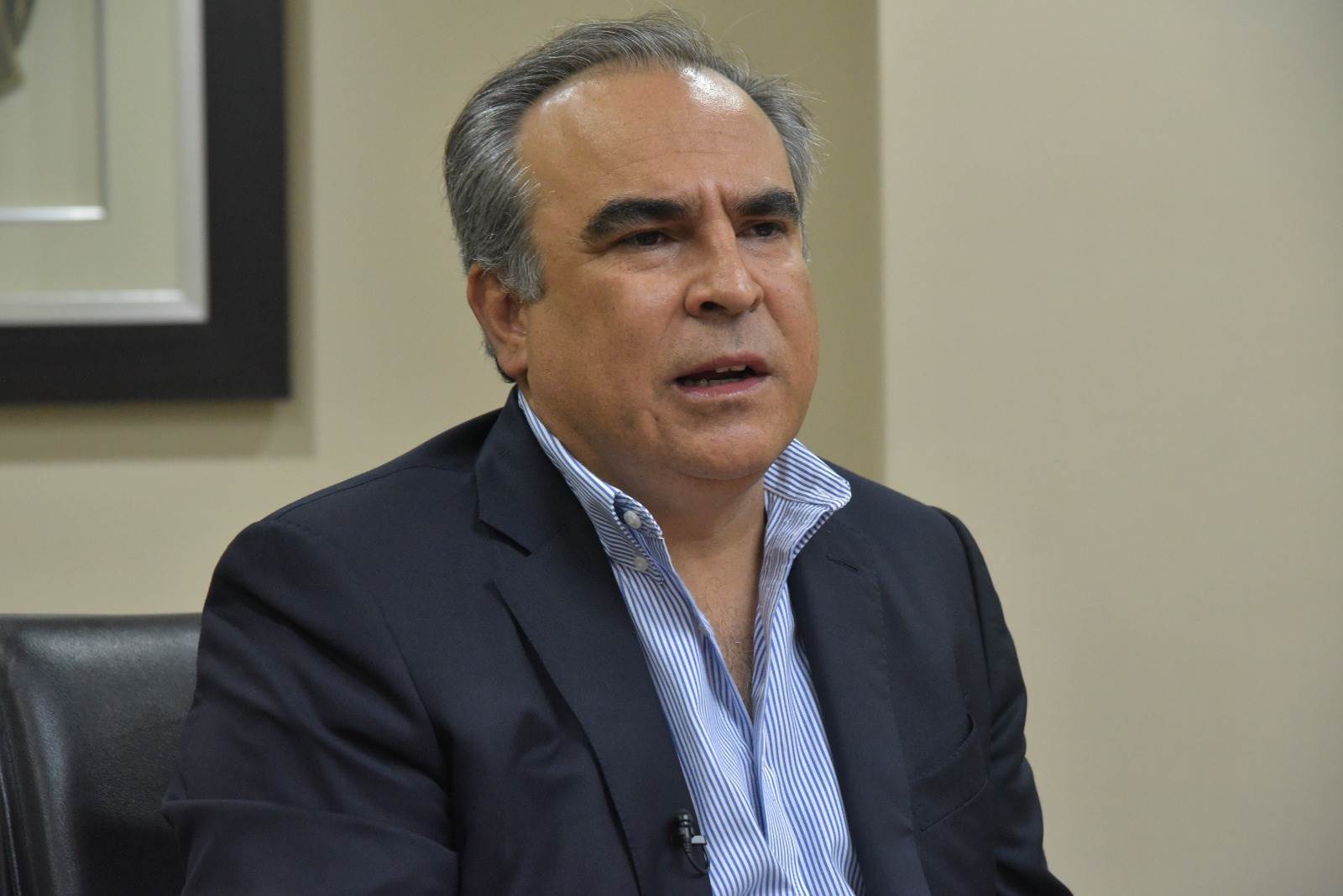 <div><strong>Celso Juan Marranzini</strong></div><div><strong><br></strong></div><div><i>Presidente del Consejo Nacional de la Empresa Privada (Conep)</i></div><div><i><br></i></div>"Respaldamos la equilibrada decisión del presidente. La capacidad de poner por encima la disposición de rectificar y continuar el diálogo, inspiran confianza y engrandecen su gestión como mandatario"