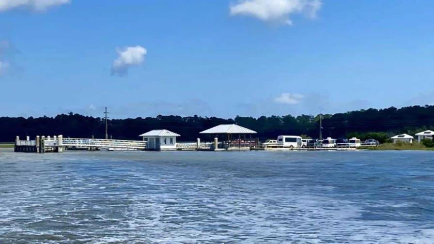 Al menos siete muertos al colapsar la pasarela de un muelle en EEUU