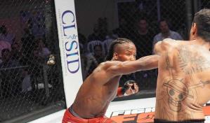 Dominicanos Santos y Van Gogh retienen sus títulos de campeones MMA