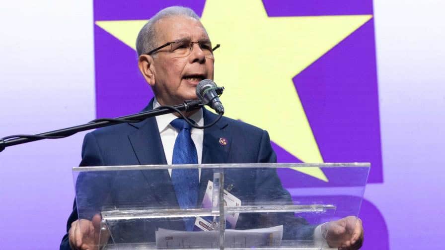 “Luis Abinader no tenía otra salida que desistir de la pieza por el rechazo masivo y abrumador que obtuvo; el pueblo no resistía pagar una factura de una fiesta en la que no participó. Le faltó consultar a la población”