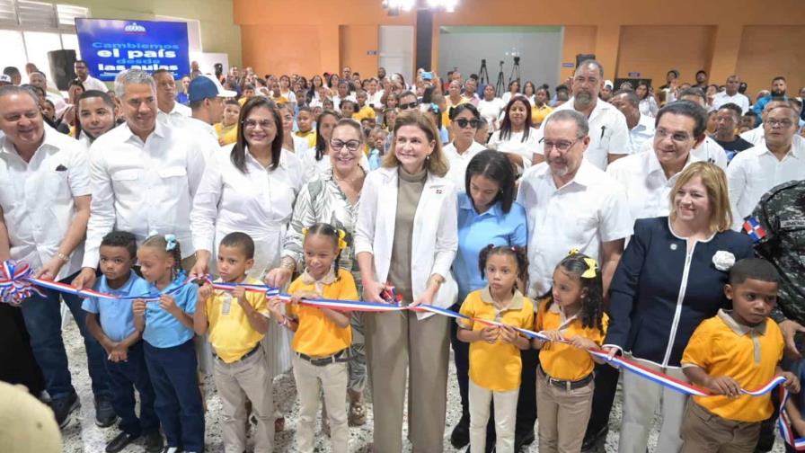 Raquel Peña resalta aportes del Gobierno a la educación