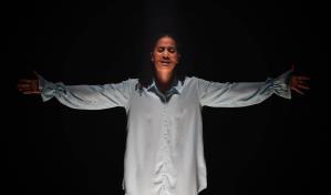 "Silencio en pausa" sumerge al público en las luces y sombras de la mente humana