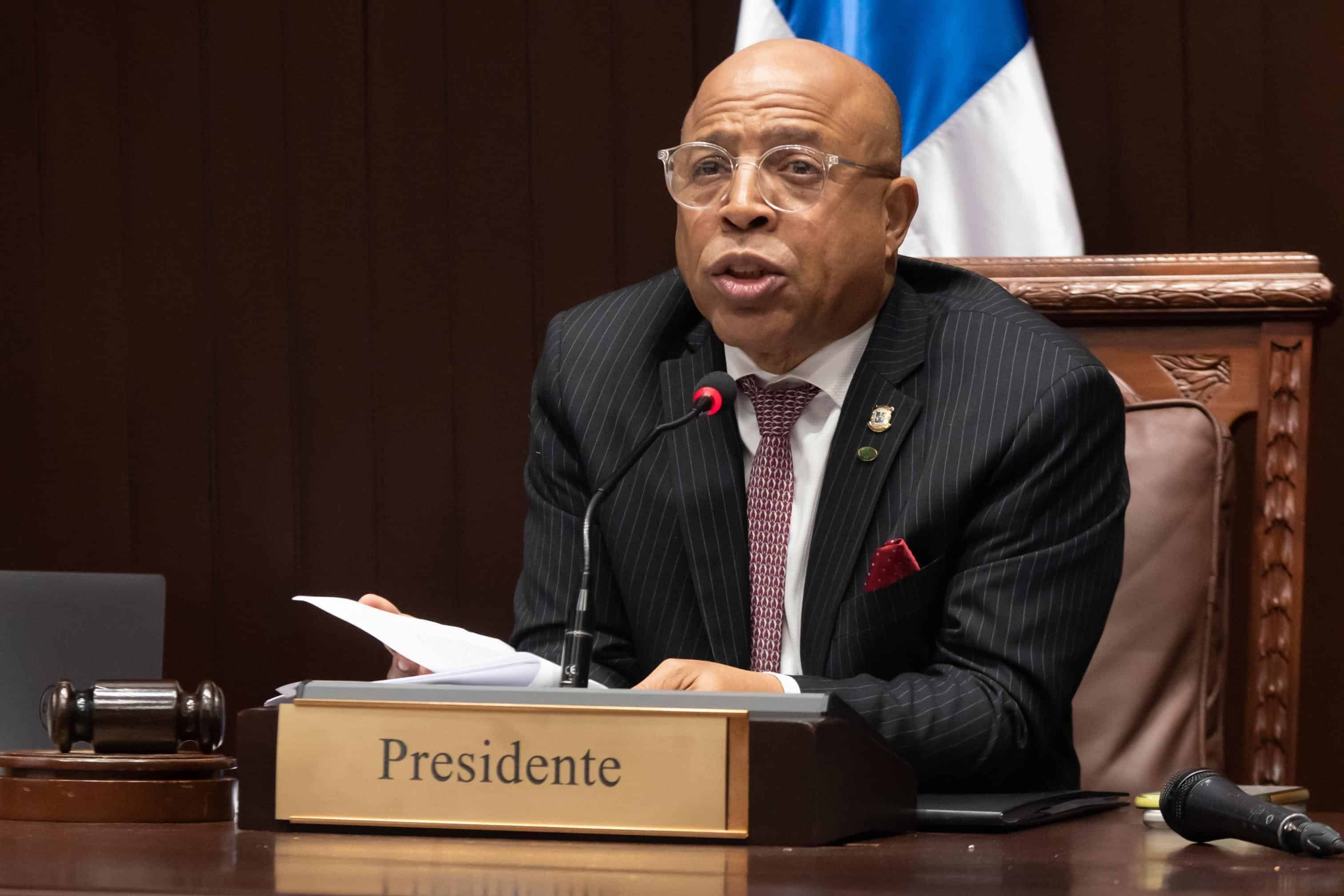 “El presidente Luis Abinader ha solicitado el retiro inmediato del proyecto de Ley de Modernización Fiscal, sabiendo que en una democracia se puede conseguir todo con el diálogo”<br>