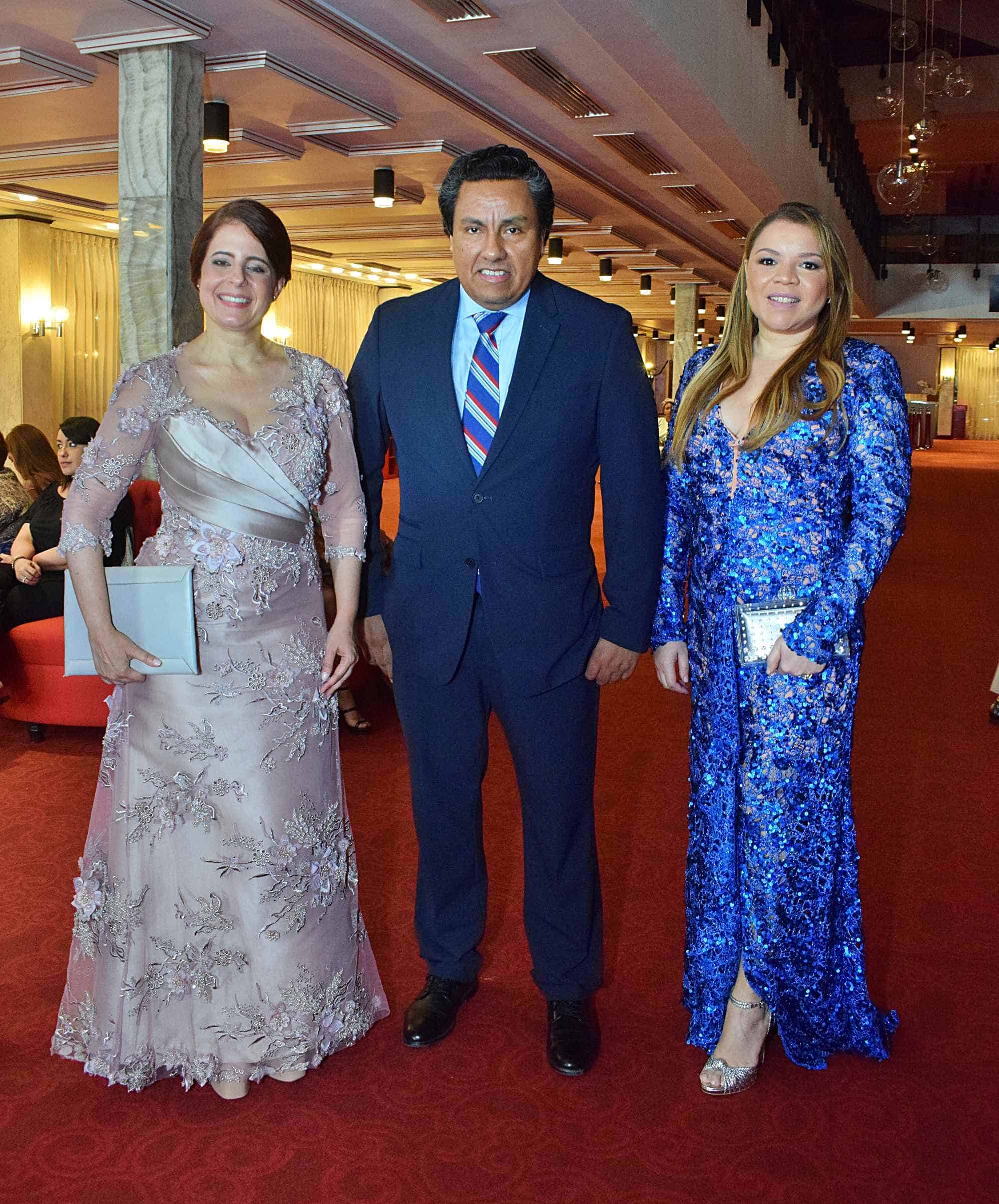 Patricia Portela, Cesar Gómez y Karumi Suazo.