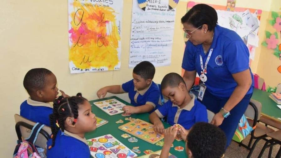 Educación presenta materiales didácticos para mejorar la educación inclusiva