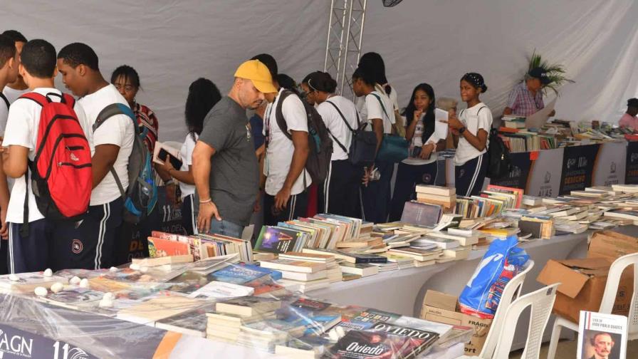 AGN concluye con éxito Feria del Libro de Historia Dominicana