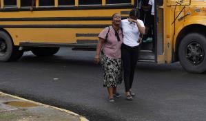 Familiares de joven muerto en SDE acusan a policías de haberlo acribillado con nueve disparos