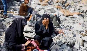 "Huele a muerte en todas partes": decenas de víctimas en Gaza tras ataques israelíes ininterrumpidos