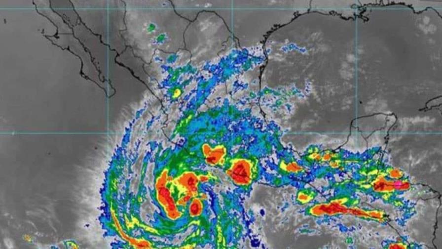 Kristy, ahora huracán de categoría 1, provoca lluvias fuertes en el oeste y sur de México