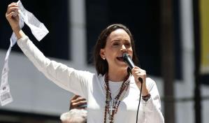 Machado dice a Petro y Lula que es absurdo seguir pidiendo actas de comicios venezolanos