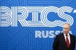 Putin destaca empeño de Lula por participar en cumbre BRICS pese a diferencia horaria Putin destaca empeño de Lula por participar en cumbre BRICS pese a diferencia horaria