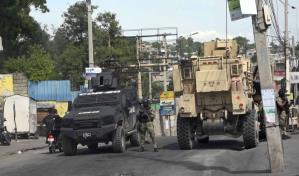 Dos muertos y 5,000 desplazados tras ataques de pandillas en la capital de Haití