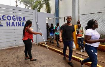 En octubre, Migración deportó más de 40,000 extranjeros indocumentados