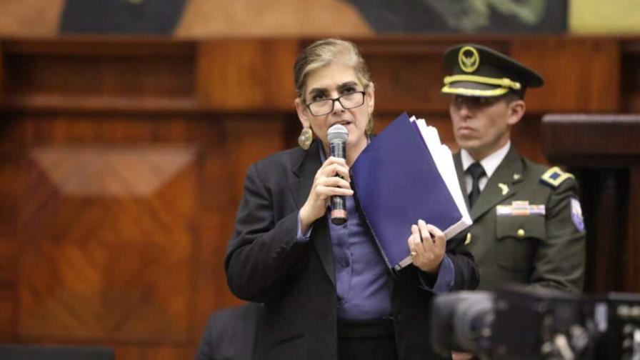 Congreso de Ecuador absuelve a ministra enjuiciada por crisis de seguridad