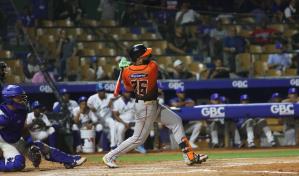 Rivera y Dermody le dan el triunfo a los Toros ante los Tigres