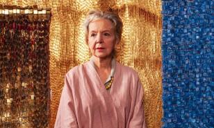 Olga de Amaral: tejido, color y formas que deslumbran en París