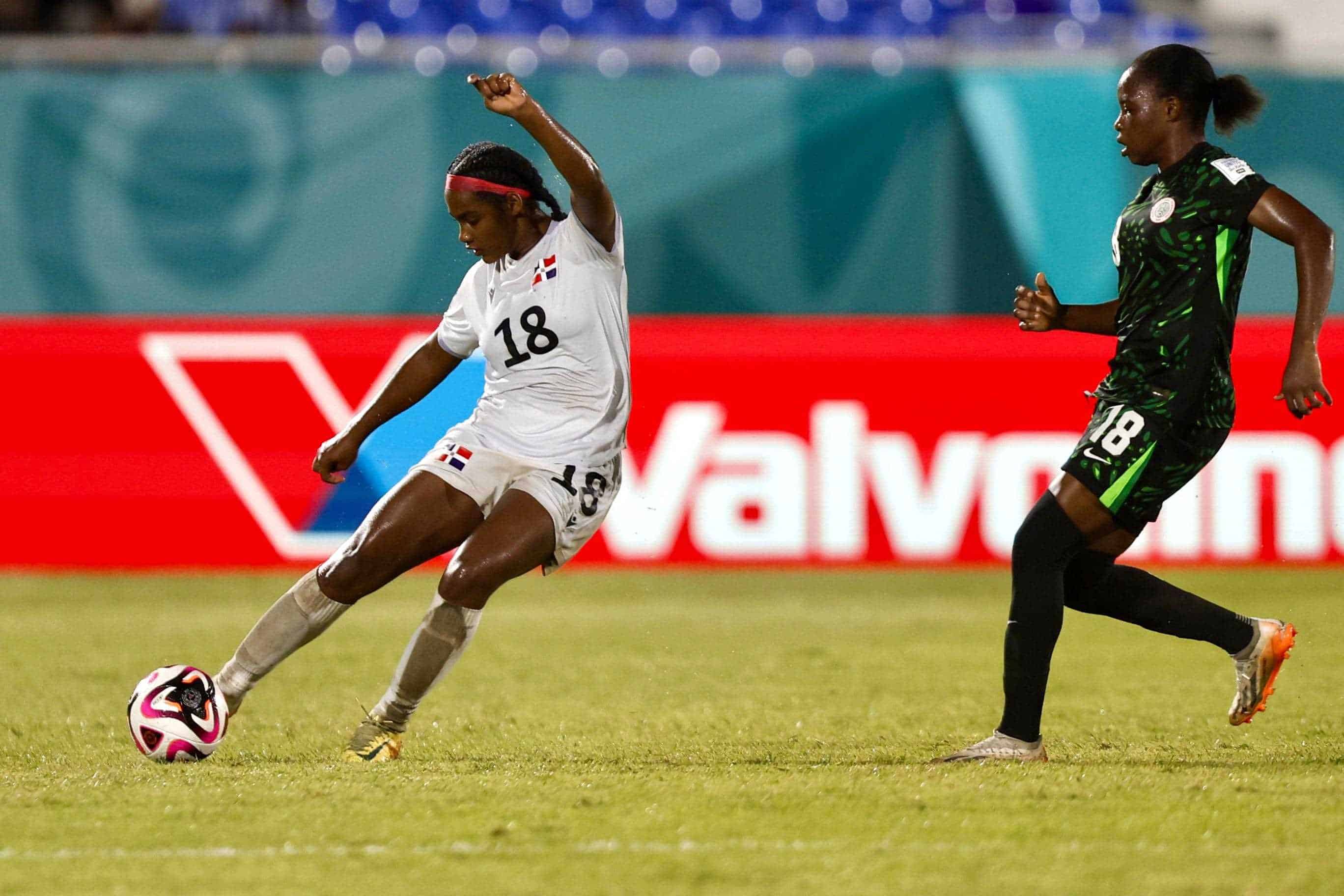 Leonidy Sanó. defensa del equipo de dominicano.