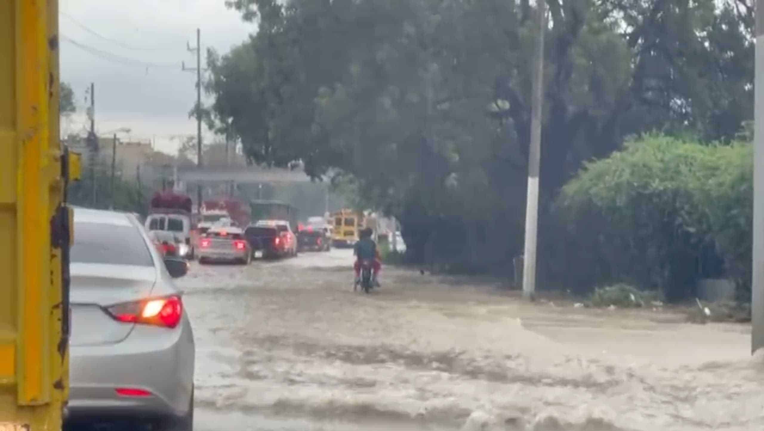 Inundaciones urbanas en Santiago.