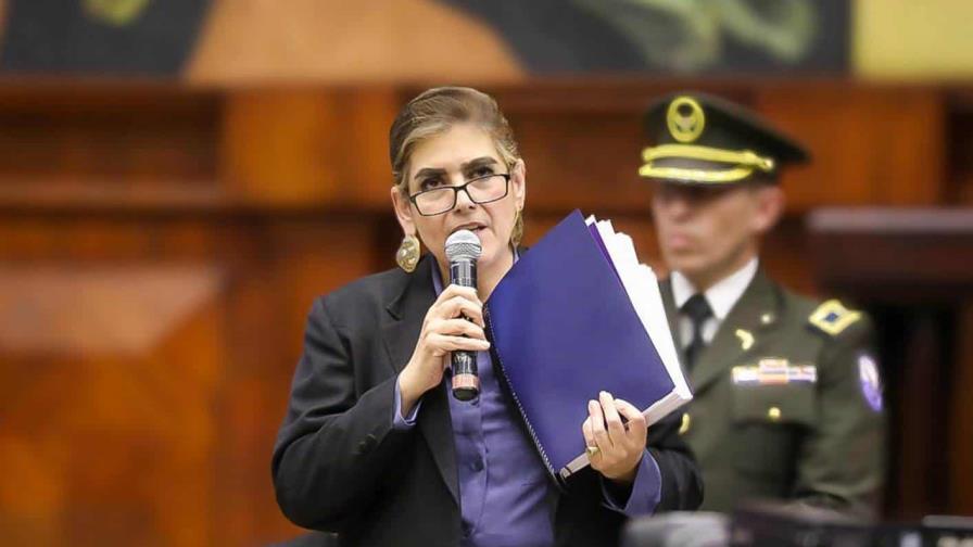 El Congreso ecuatoriano absuelve a ministra símbolo de la guerra contra el narco