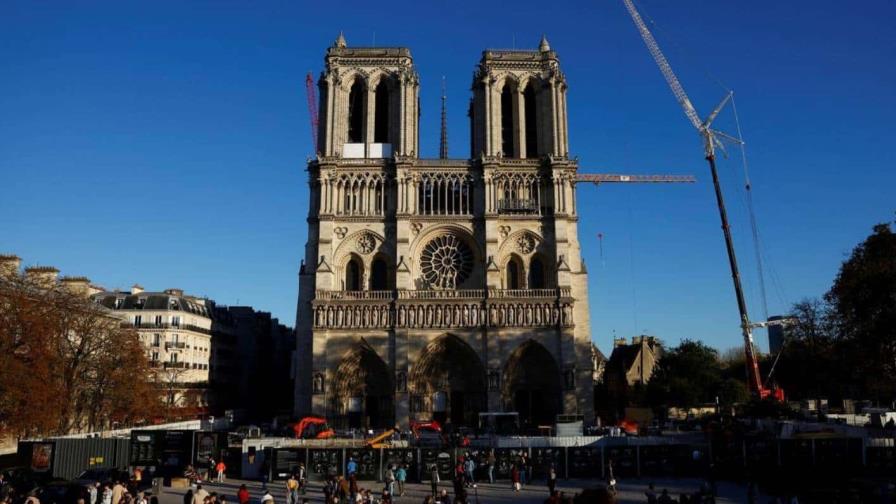 Ministra de Cultura francesa propone entrada paga a la catedral de Notre-Dame