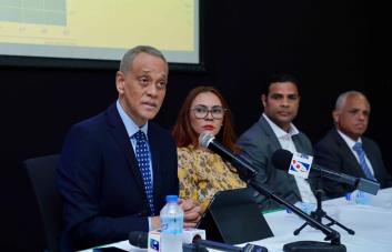 Fuerza del Pueblo denuncia que el Gobierno cedió aguas territoriales a Países Bajos con acuerdo
