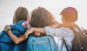 Cinco pasos que ayudarán a tu hijo o hija adolescente a tener una autoestima saludable