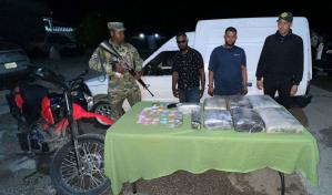 Decomisan droga, mercancía de contrabando y detienen extranjeros indocumentados en la frontera