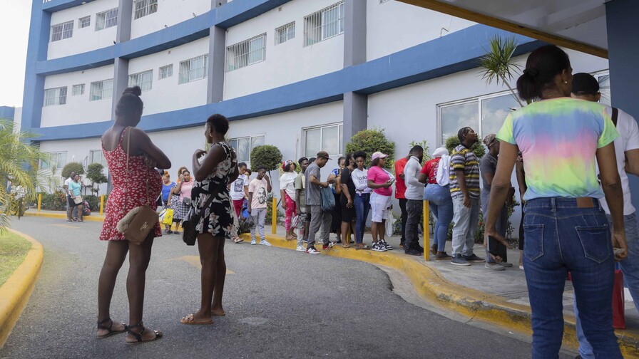 Amnist&iacute;a Internacional pide a Rep&uacute;blica Dominicana garantizar atenci&oacute;n m&eacute;dica sin discriminaci&oacute;n